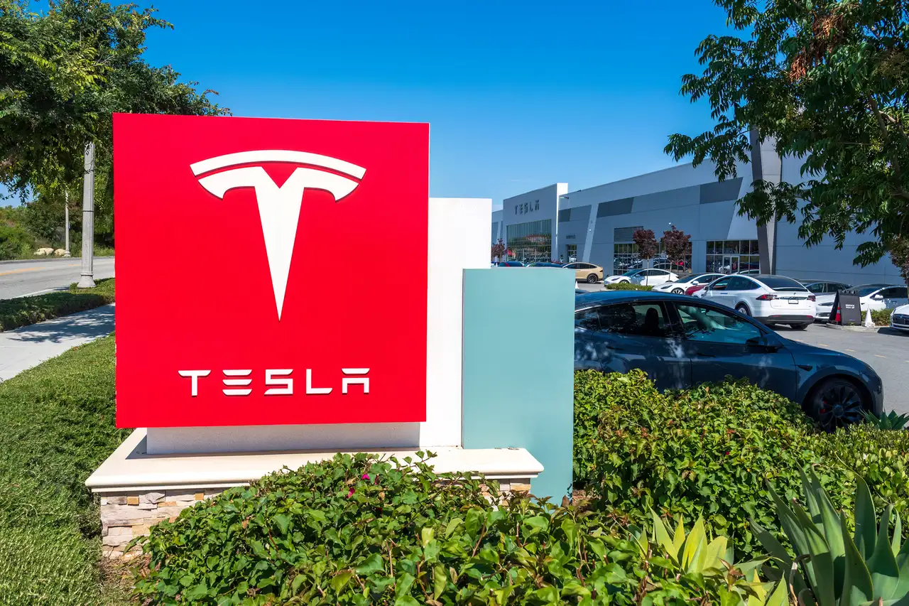 First Principle Thinking x Tesla Way: Cara Hidup di Era AI